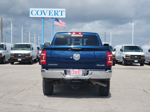 Used 2024 RAM 2500 Big Horn w/ Level 2 Equipment Group AWD/4WD image 6