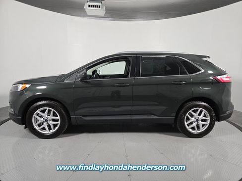 Used 2022 Ford Edge SEL w/ Convenience Package AWD/4WD image 3