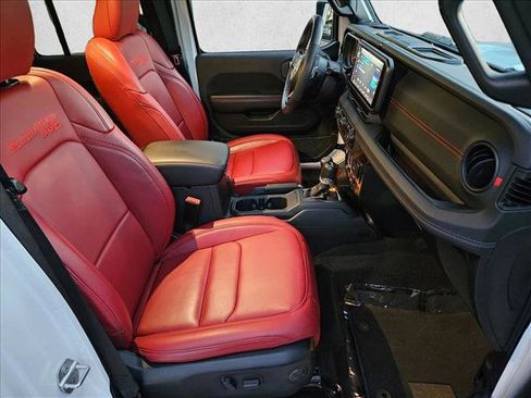 Used 2024 Jeep Wrangler Unlimited Rubicon 392 image 21