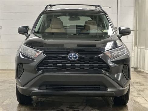 Used 2021 Toyota RAV4 LE image 26