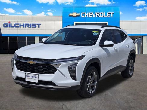 New 2026 Chevrolet Trax LT FWD image 4