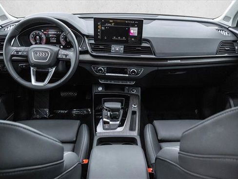 Used 2025 Audi Q5 2.0T Premium Plus w/ Premium Plus Package AWD/4WD image 21