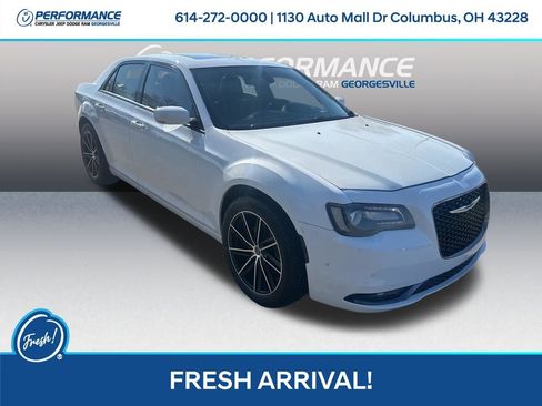 Used 2016 Chrysler 300 S w/ 300S Premium Group image 1