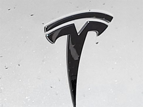 Used 2020 Tesla Model Y Performance image 15