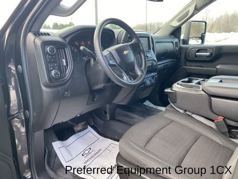 Used 2024 Chevrolet Silverado 2500 Custom w/ Custom Value Package image 12