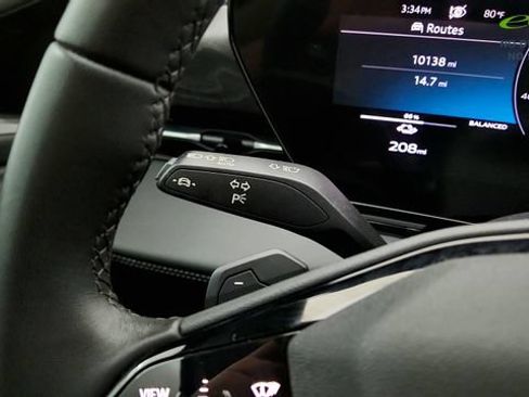Used 2025 Audi A6 e-tron Premium Plus w/ Premium Plus RWD image 60