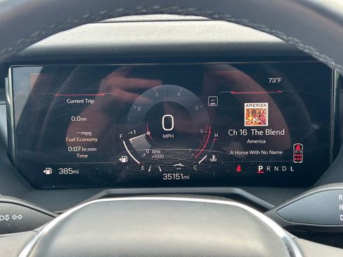 Used 2025 GMC Acadia Elevation FWD image 35