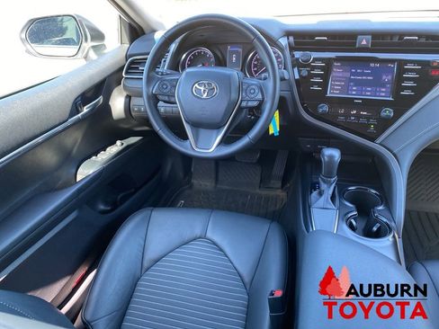 Used 2020 Toyota Camry SE FWD image 25