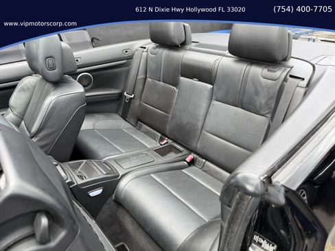 Used 2011 BMW M3 Convertible image 11