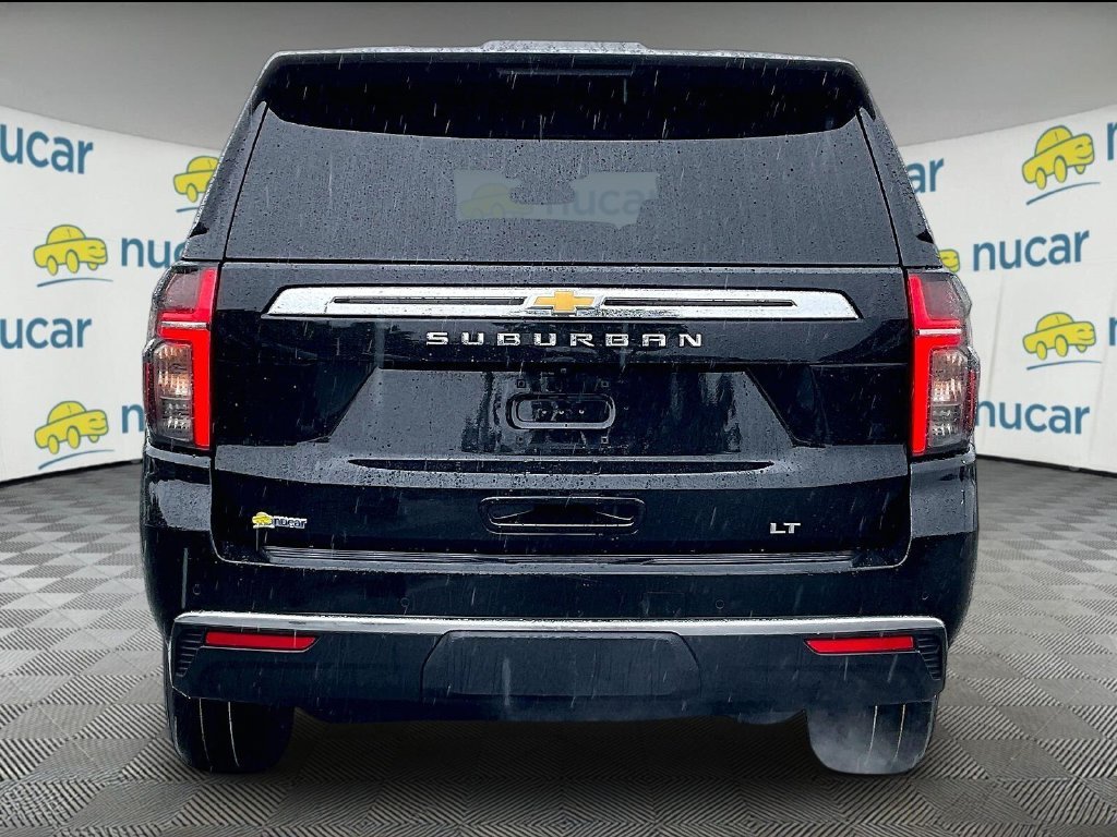 Used 2024 Chevrolet Suburban LT AWD/4WD image 5