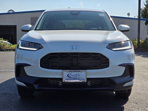 New 2026 Honda HR-V LX image 2
