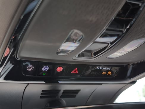 New 2025 Cadillac Optiq Luxury 1 image 15