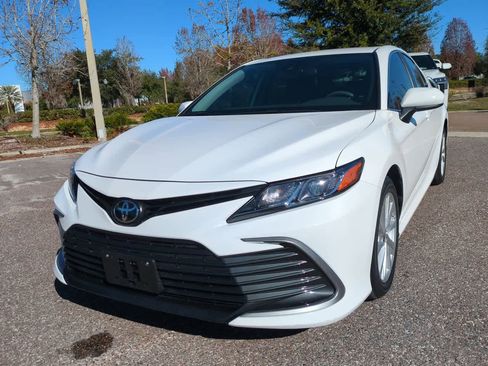 Certified 2021 Toyota Camry LE image 2
