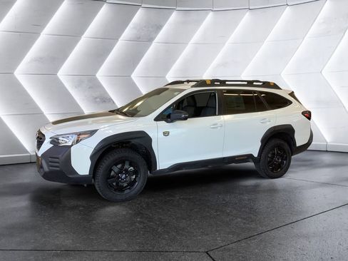Used 2022 Subaru Outback Wilderness image 3