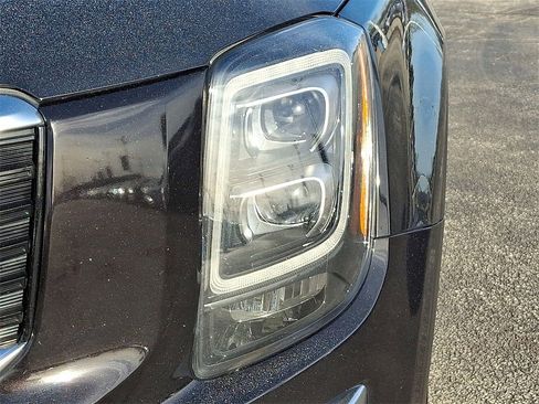 Used 2022 Kia Telluride SX image 11