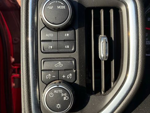 Used 2021 Chevrolet Silverado 1500 LT w/ Texas Edition Plus AWD/4WD image 7