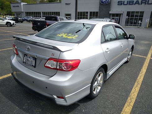 Used 2012 Toyota Corolla S FWD image 4