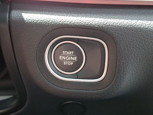 Certified 2025 Mercedes-Benz GLE 450e 4MATIC image 26