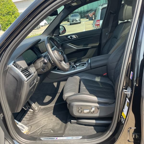 Used 2023 BMW X5 M50i w/ Climate Comfort Package AWD/4WD image 3