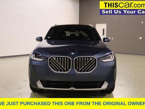 Used 2025 BMW X3 xDrive30i AWD/4WD image 3