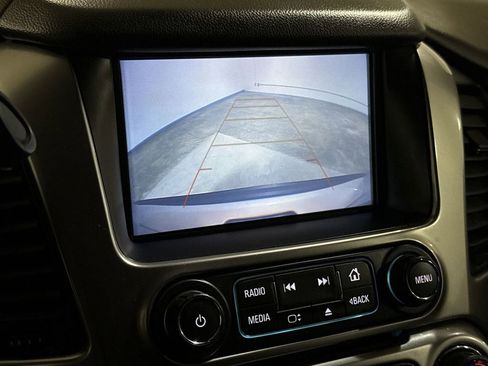 Used 2018 Chevrolet Tahoe LT AWD/4WD image 16