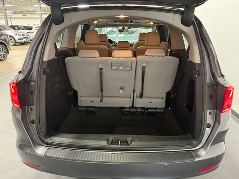 Used 2019 Honda Odyssey Elite image 16