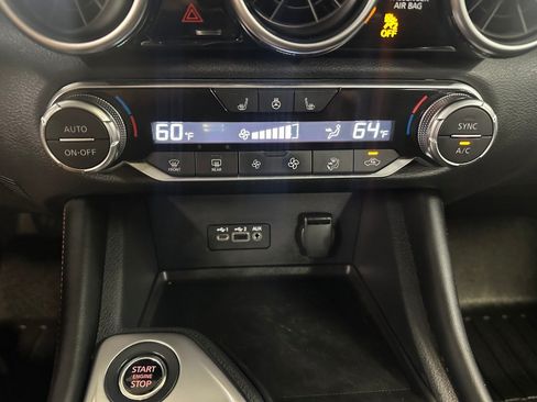 Used 2023 Nissan Sentra SR w/ SR Premium Package FWD image 14