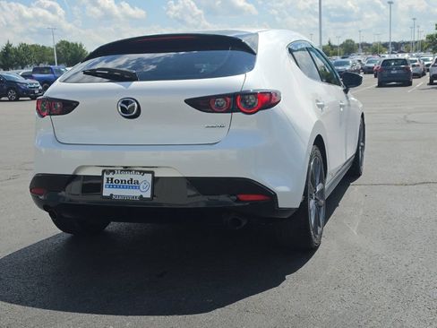 Used 2019 MAZDA MAZDA3 Hatchback FWD image 8