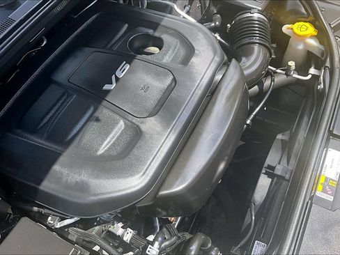 Used 2018 Jeep Grand Cherokee Limited AWD/4WD image 44