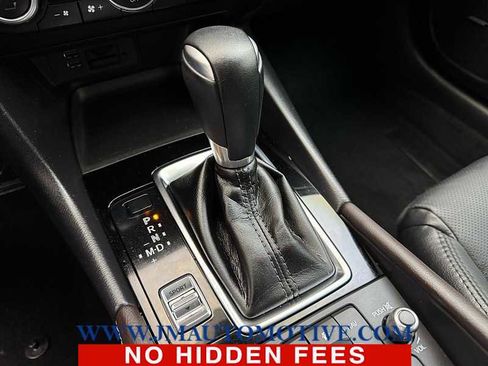 Used 2018 MAZDA MAZDA3 Grand Touring w/ Premium Equipment Package FWD image 30