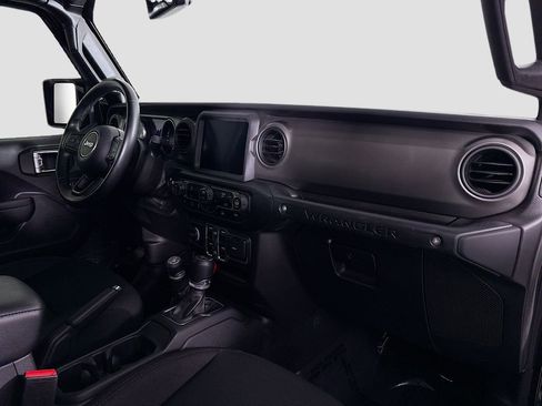 Used 2022 Jeep Wrangler Unlimited Sport AWD/4WD image 30
