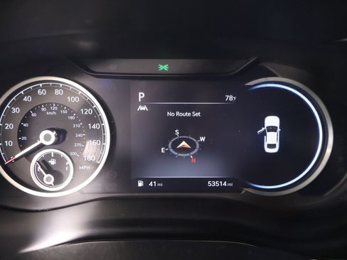Used 2022 Genesis G70 3.3T RWD image 4