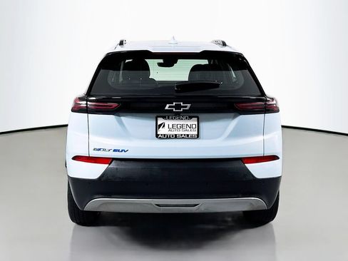 Used 2023 Chevrolet Bolt EUV Premier w/ Sun & Sound Package FWD image 6
