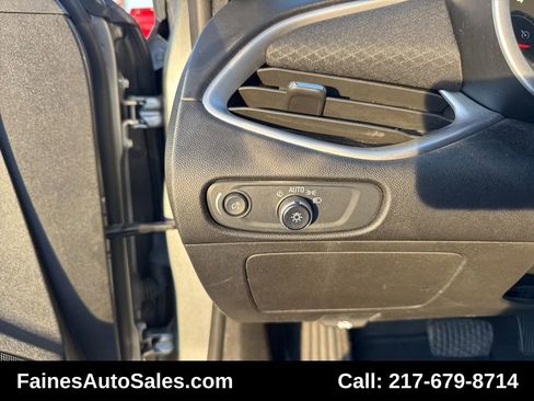 Used 2023 Chevrolet Malibu LT image 97