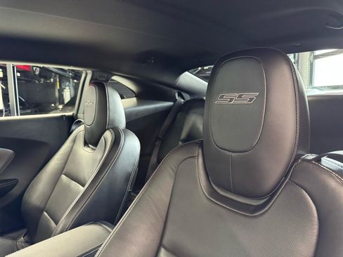 Used 2010 Chevrolet Camaro SS w/ RS Package RWD image 44