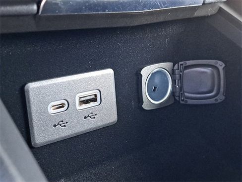 Used 2023 Cadillac XT4 Luxury w/ Cold Weather Package image 28