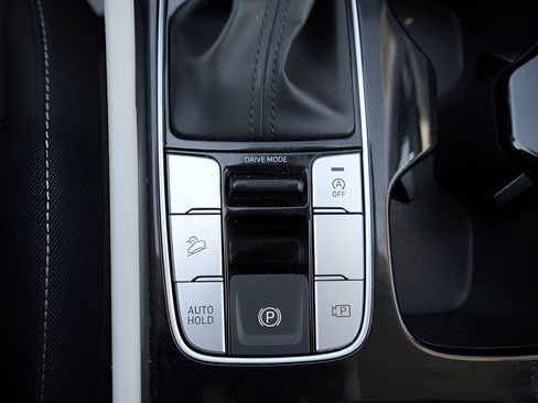 Certified 2024 Hyundai Tucson SE FWD image 29