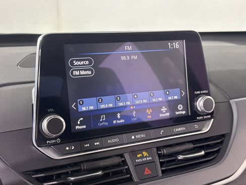 Used 2023 Nissan Altima 2.5 SR FWD image 30