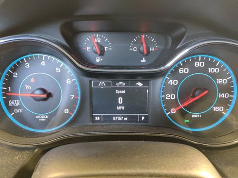 Used 2017 Chevrolet Cruze LT w/ Convenience Package FWD image 23