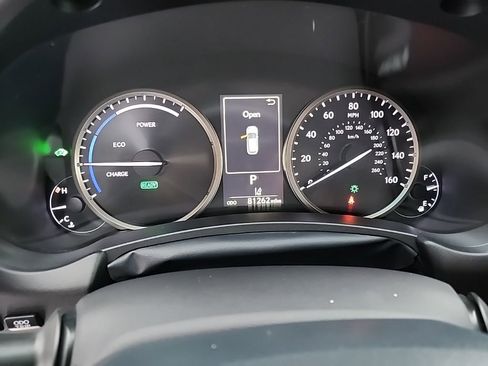 Used 2018 Lexus NX 300h 300h w/ Towing Package (1500 lbs) image 18