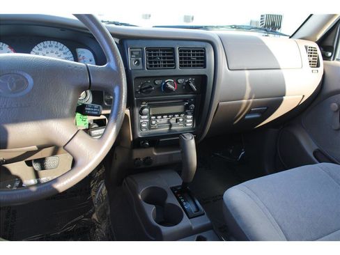 Used 2003 Toyota Tacoma PreRunner image 17