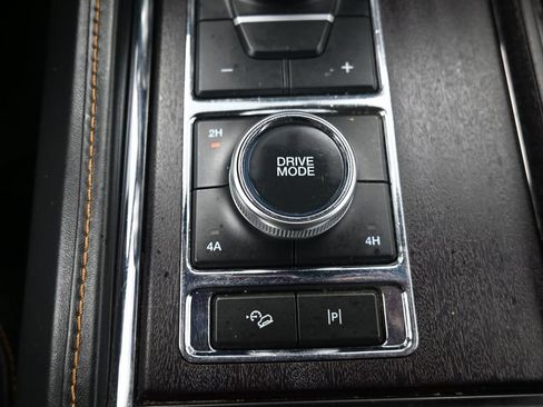 Used 2022 Ford Expedition Max Platinum AWD/4WD image 26