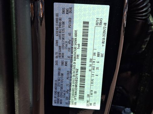 Certified 2025 Ford F350 Platinum image 27