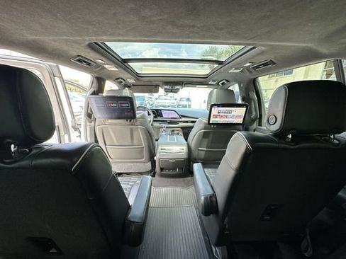 Certified 2023 Cadillac Escalade Sport Platinum w/ LPO, ONYX Package AWD/4WD image 31