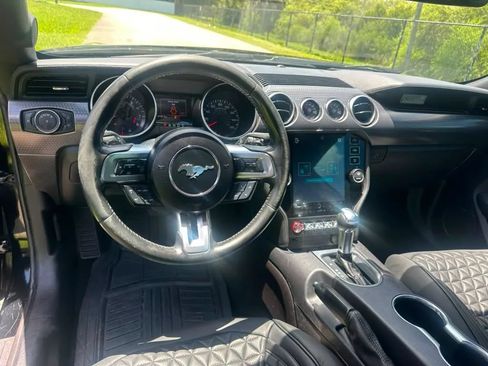 Used 2019 Ford Mustang GT w/ GT Performance Package RWD image 10