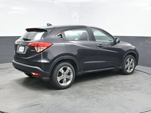 Used 2017 Honda HR-V LX image 7