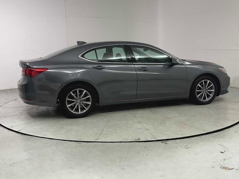 Used 2019 Acura TLX image 9