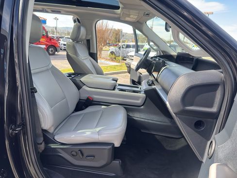 Used 2025 Ford Expedition Max Active image 33