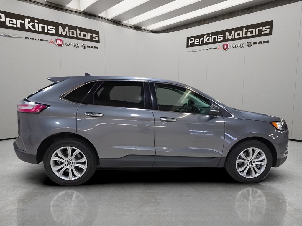 Used 2024 Ford Edge Titanium AWD/4WD image 6