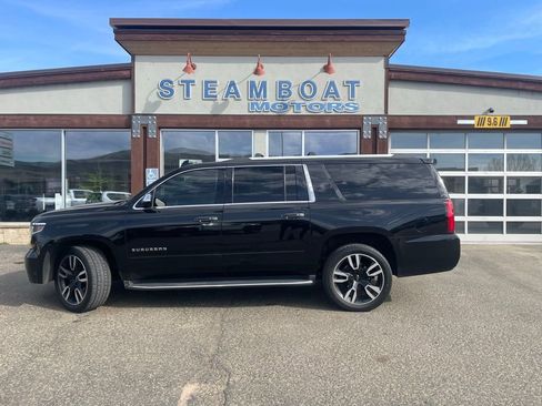 Used 2017 Chevrolet Suburban Premier image 2